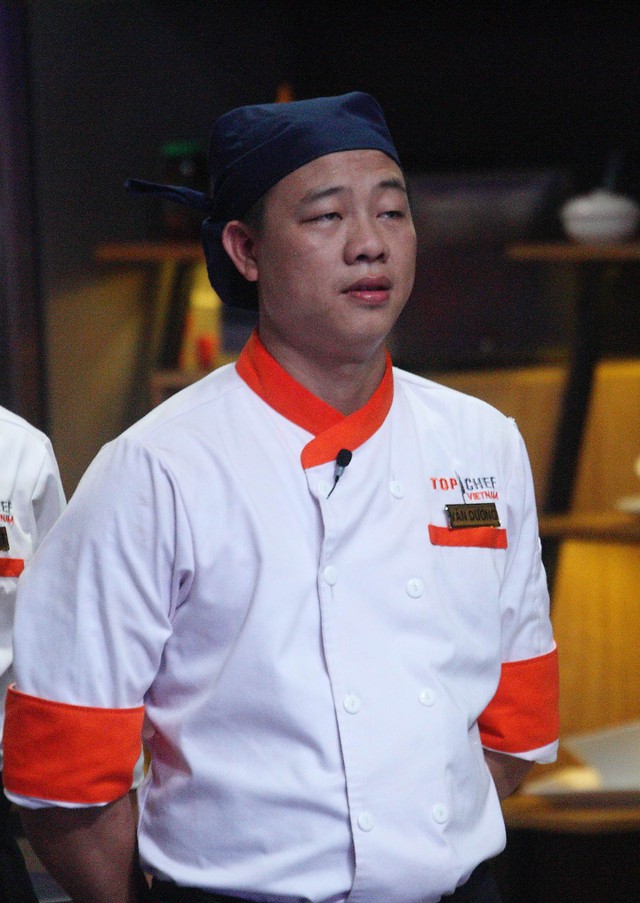 Hàng loạt ý kiến không phục vì "đầu bếp hotboy" chiến thắng Top Chef Việt Nam 6