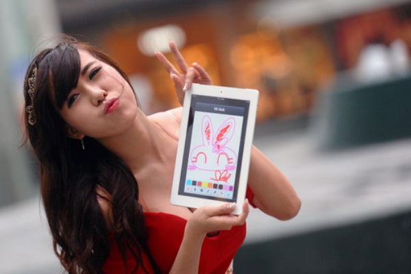 Mai Thỏ và "Thiên thần" Miss Teen chọn ứng dụng nhắn tin miễn phí nào? 9