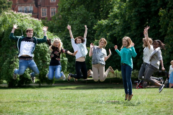 Thi học bổng trường Ashbourne College, Vương Quốc Anh 2