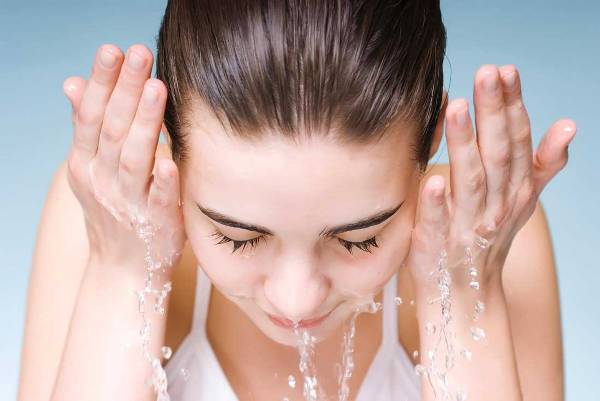 Da đẹp: Cần biết c&aacute;ch chăm s&oacute;c v&agrave; trang điểm 1