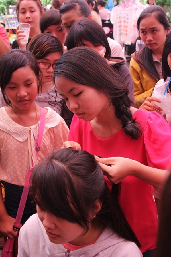 Shooping “thả ga” tại Ngày hội Thời trang nhiều shop nhất Sài Gòn 20