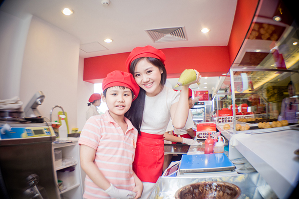 Cùng Văn Mai Hương làm bánh su kem siêu ngon 4