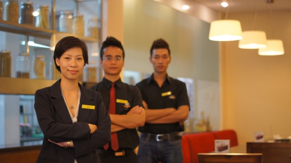 Ng&agrave;nh Quản trị Kh&aacute;ch sạn đang &ldquo;h&uacute;t kh&aacute;ch&rdquo; 5