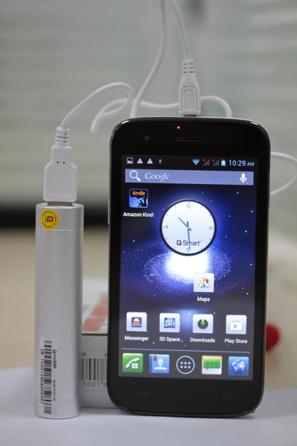 Q-Smart S33D: Công nghệ 3D trên smartphone 5.0 inches 3