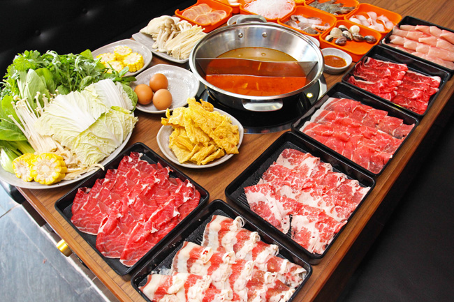 5 bí kíp "ăn thả ga" buffet lẩu tại Vincom Nguyễn Chí Thanh - Ảnh 1. 5 bí kíp "ăn thả ga" buffet lẩu tại Vincom Nguyễn Chí Thanh - Ảnh 1.