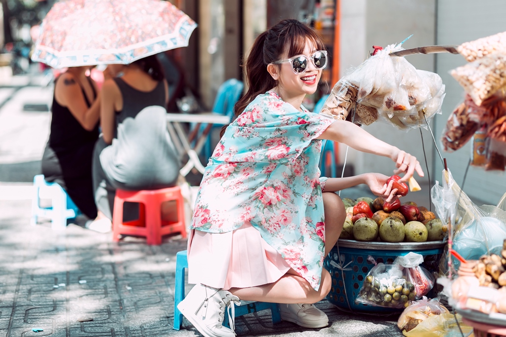 Ngày cuối tuần rực rỡ của Sĩ Thanh - Ảnh 2.