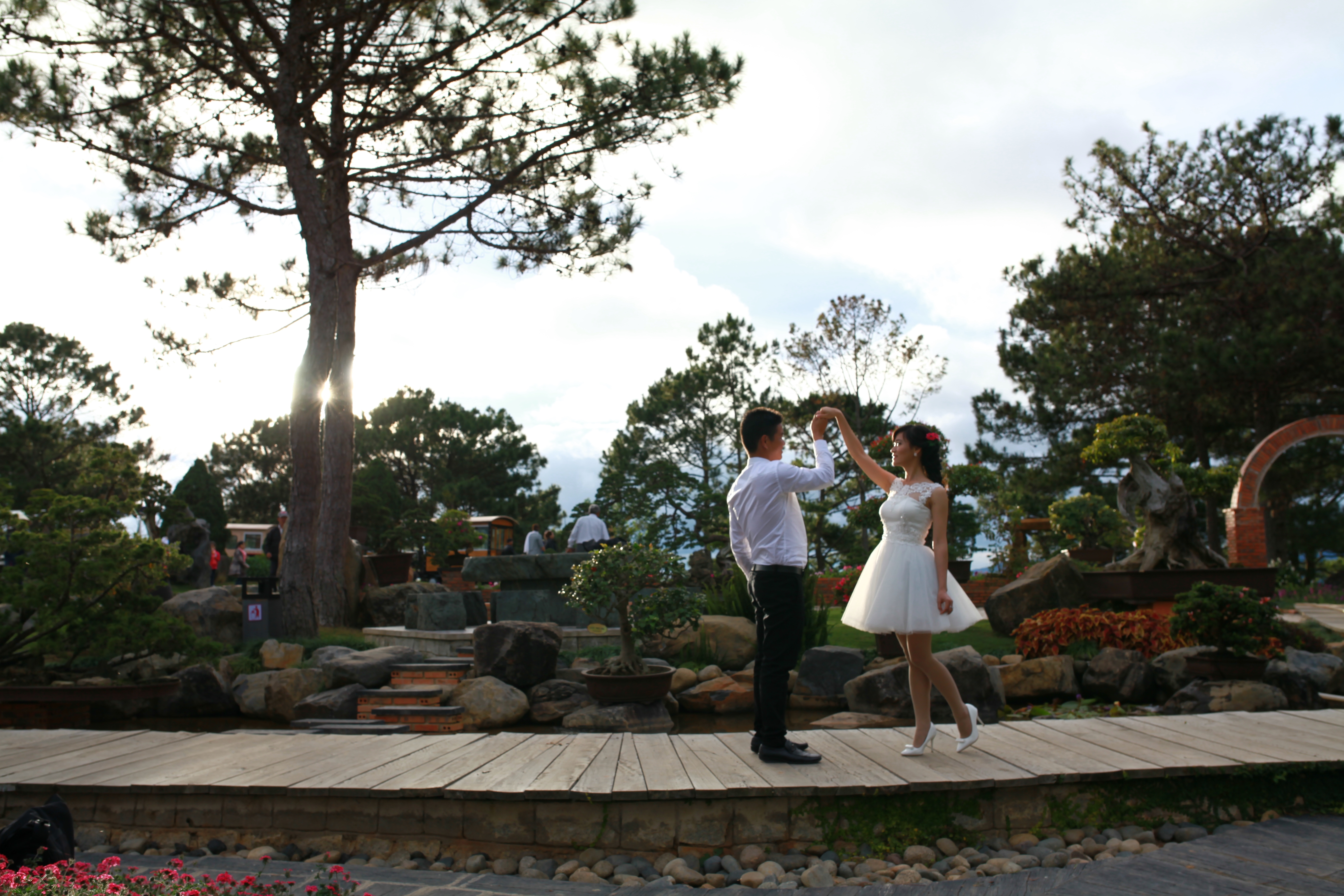 Trải nghiệm ngày Valentine không thể quên tại Thung lũng Tình yêu - Ảnh 2. Trải nghiệm ngày Valentine không thể quên tại Thung lũng Tình yêu - Ảnh 2.