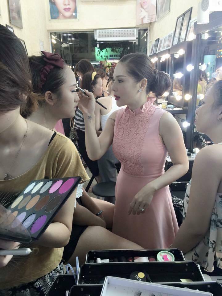 Tina Lê – Con đường trở thành chuyên gia đào tạo Make up - Ảnh 10.