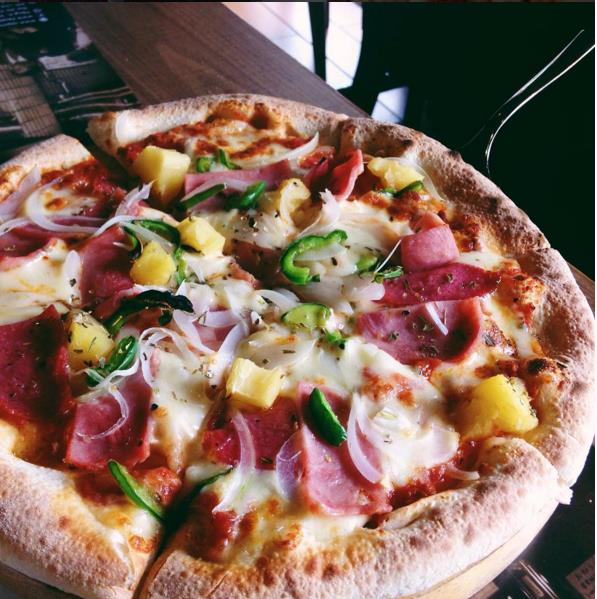 Tự sự của Foodaholic - Ăn pizza l&agrave; phải thế n&agrave;y n&agrave;y! - Ảnh 1.