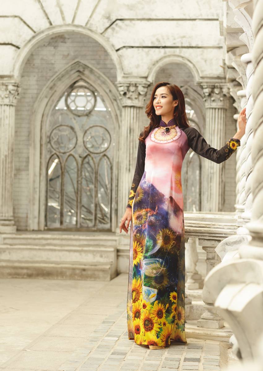 Ấn tượng với nét đẹp trẻ trung từ BST áo dài Thái Tuấn - Ảnh 3.