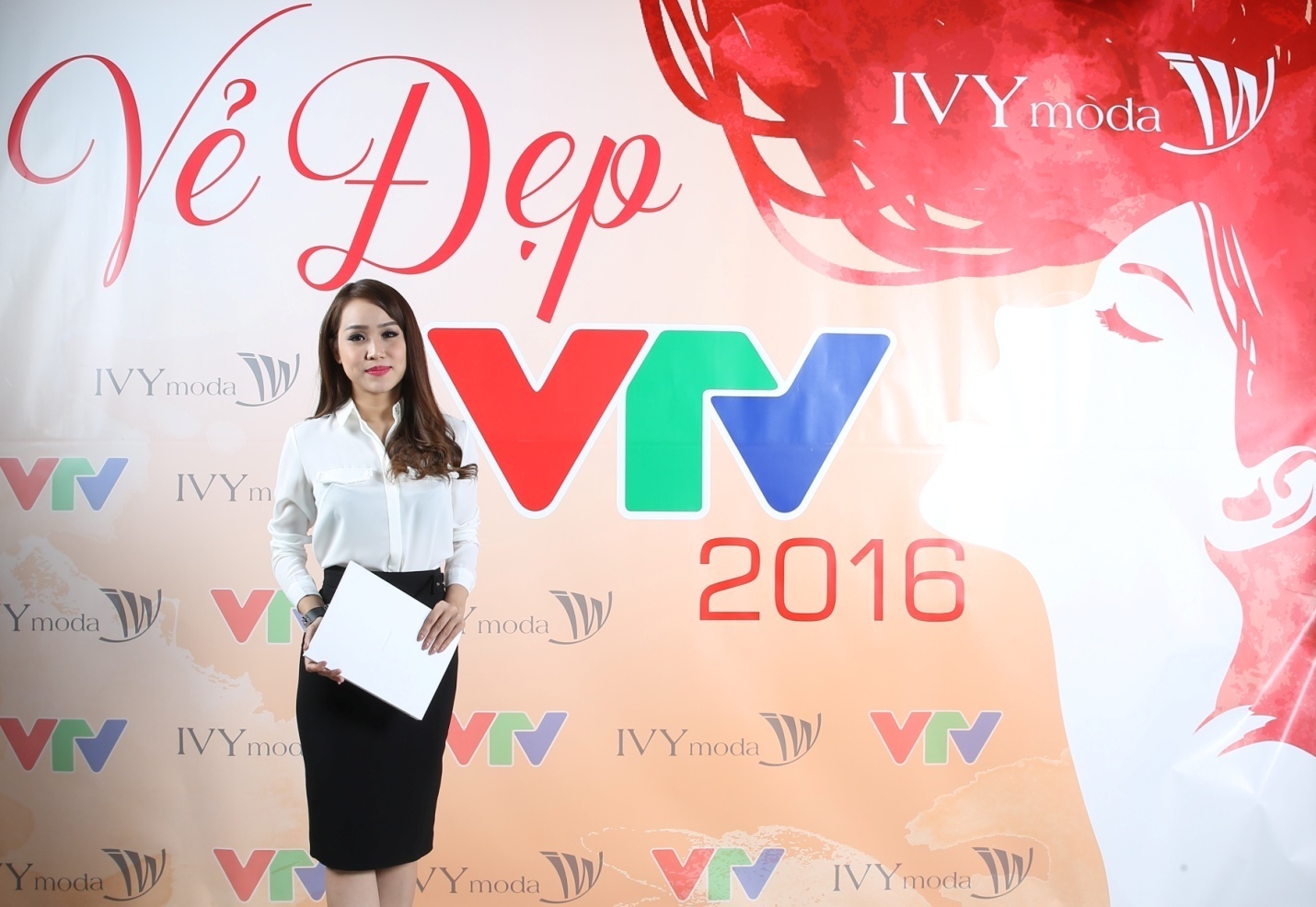 Cặp đôi Trúc Mai, Phí Thùy Linh giành danh hiệu IVY Charming Lady và IVY Trendy Lady - Ảnh 4.