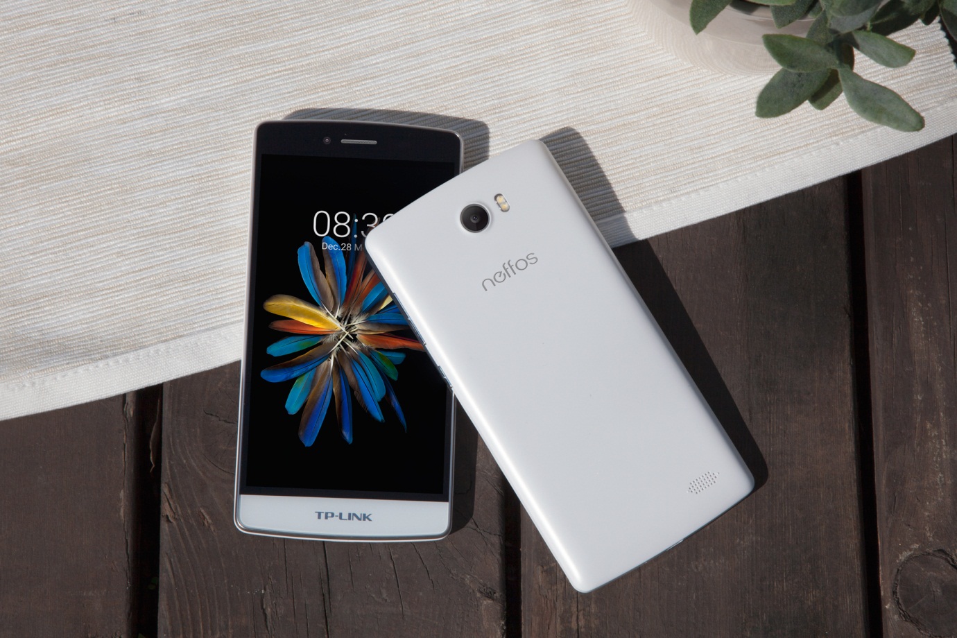 Neffos – Smartphone tầm trung hứa hẹn đốn tim giới trẻ - Ảnh 2. Neffos – Smartphone tầm trung hứa hẹn đốn tim giới trẻ - Ảnh 2.