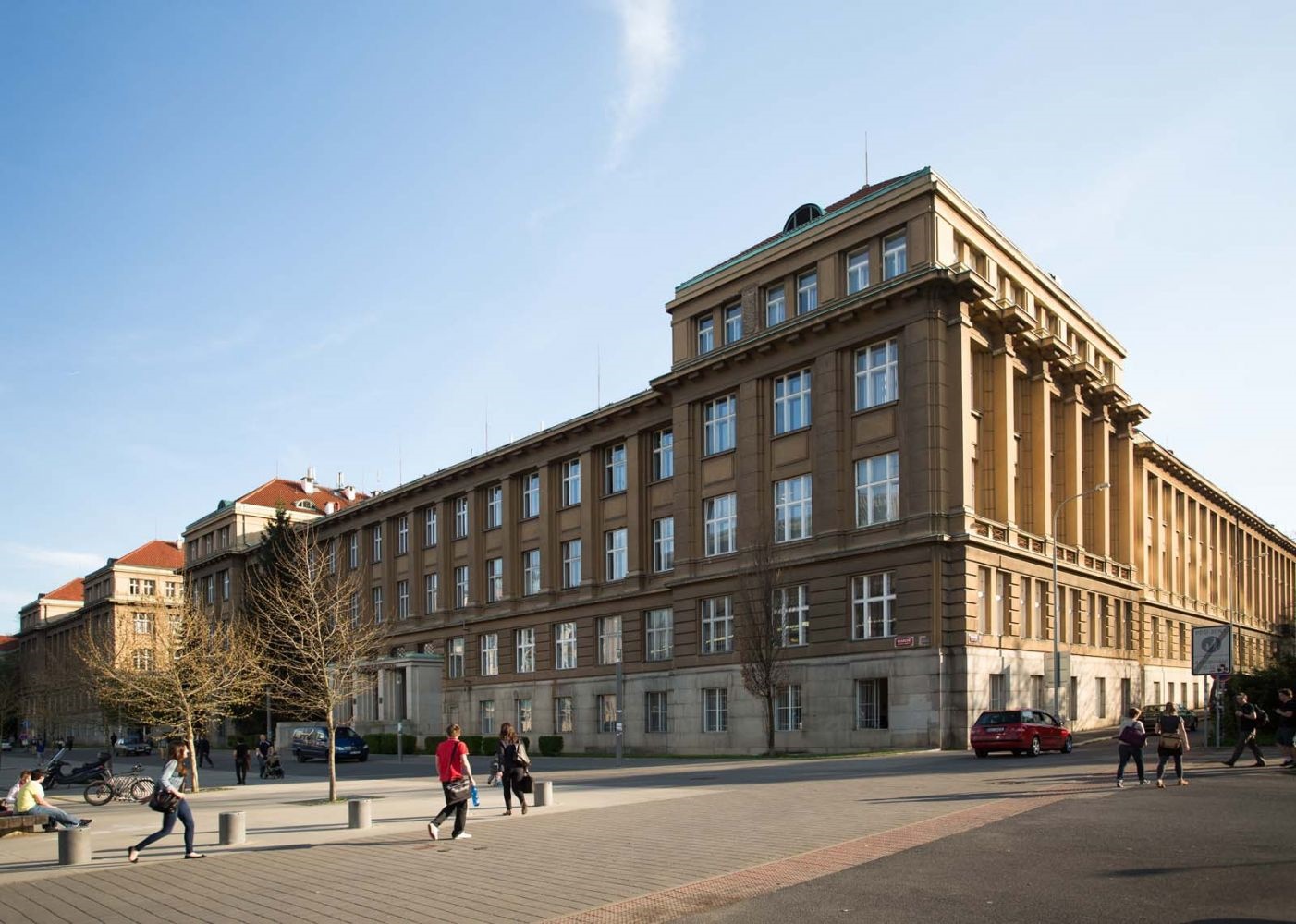 Gặp mặt đại diện trường ĐH hóa - công nghệ Praha, Cộng Hòa Séc - Ảnh 1.