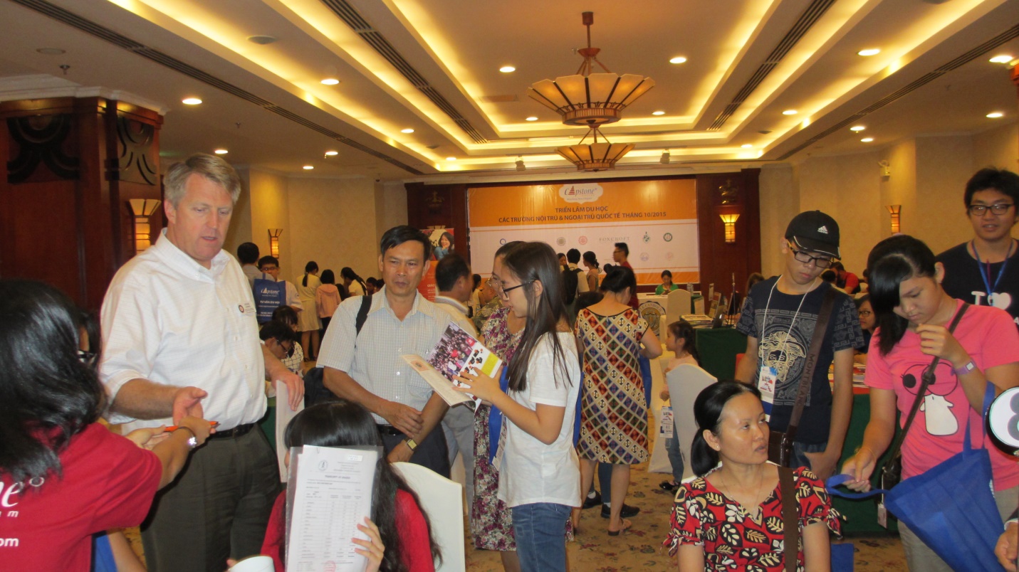 Triển lãm các trường nội trú và ngoại trú quốc tế tháng 04/2016 - Ảnh 1.