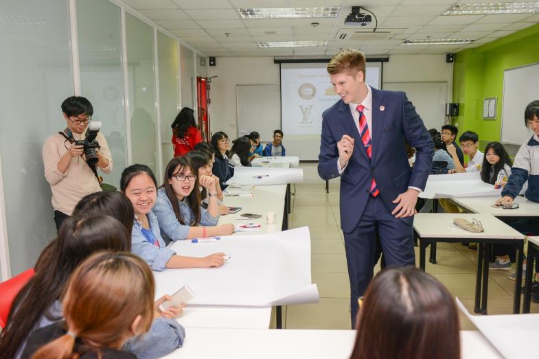 Đại học Anh Quốc Việt Nam tổ chức sự kiện lớn nhất năm 2016 - Ảnh 4.