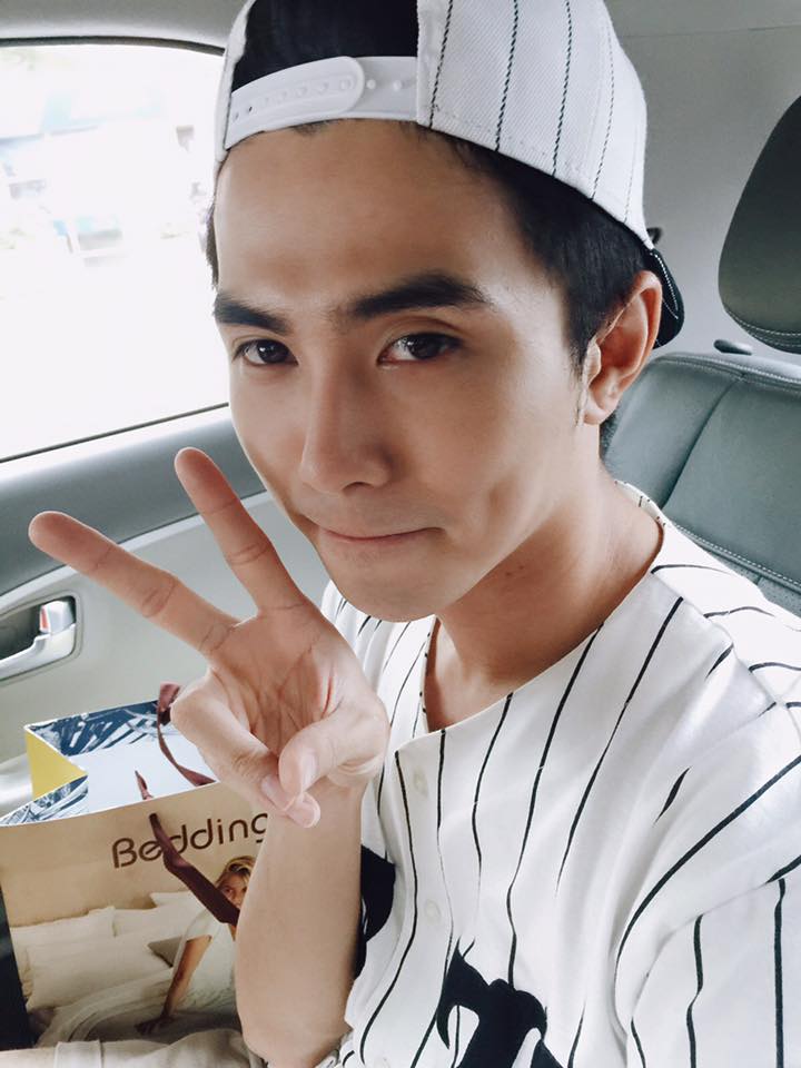 Kh&aacute;m ph&aacute; phong c&aacute;ch selfie khiến fan m&ecirc; mệt của 365 - Ảnh 5.