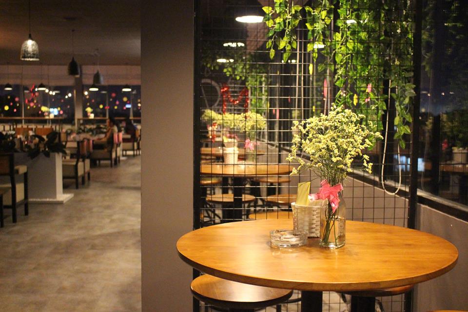 Khám phá quán cafe nghe nhạc chất nhất quả đất tại Hà Nội - Ảnh 3.