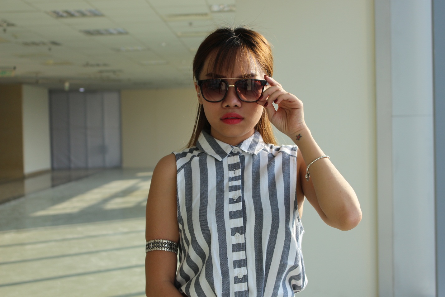 Bí quyết để đẹp hơn dưới nắng hè mùa hạ - Ảnh 2.