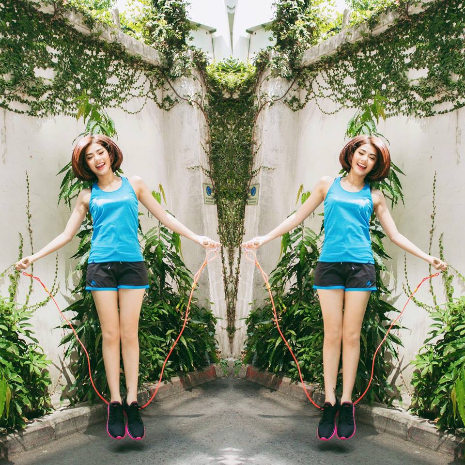 Quỳnh Anh Shyn, Tronie cùng dàn sao trẻ đọ style với sneaker - Ảnh 6.