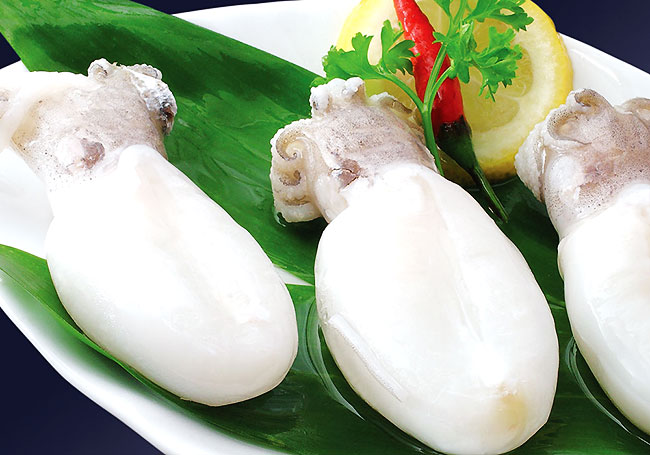 Rủ nhau đi ăn món mực nút có ngoại hình siêu độc - Ảnh 2.