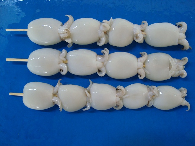 Rủ nhau đi ăn món mực nút có ngoại hình siêu độc - Ảnh 3.