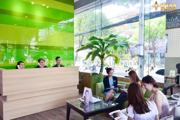 Sức nóng chương trình “10 ngày vàng làm đẹp tại KIM Hospital” - Ảnh 2.
