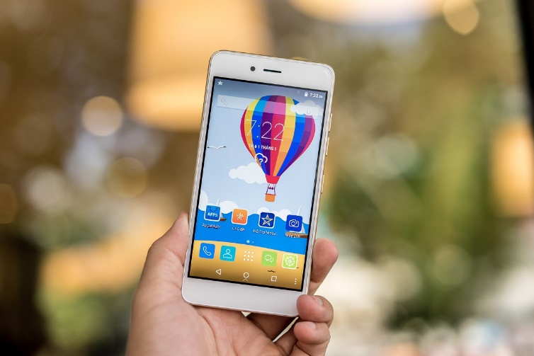 Đập hộp LAI Yuna C – Smartphone thời trang giá sinh viên - Ảnh 2.