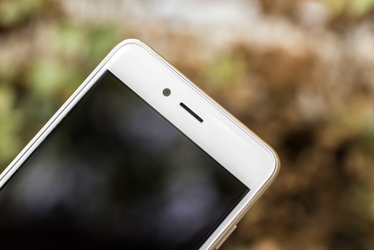Đập hộp LAI Yuna C – Smartphone thời trang giá sinh viên - Ảnh 3.