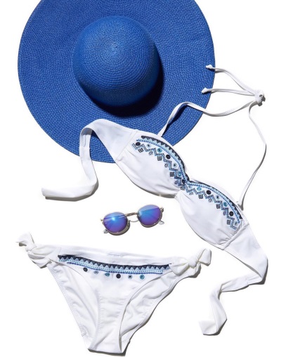 Nếu chưa sở hữu những set bikini này, đừng vội đi biển - Ảnh 2.