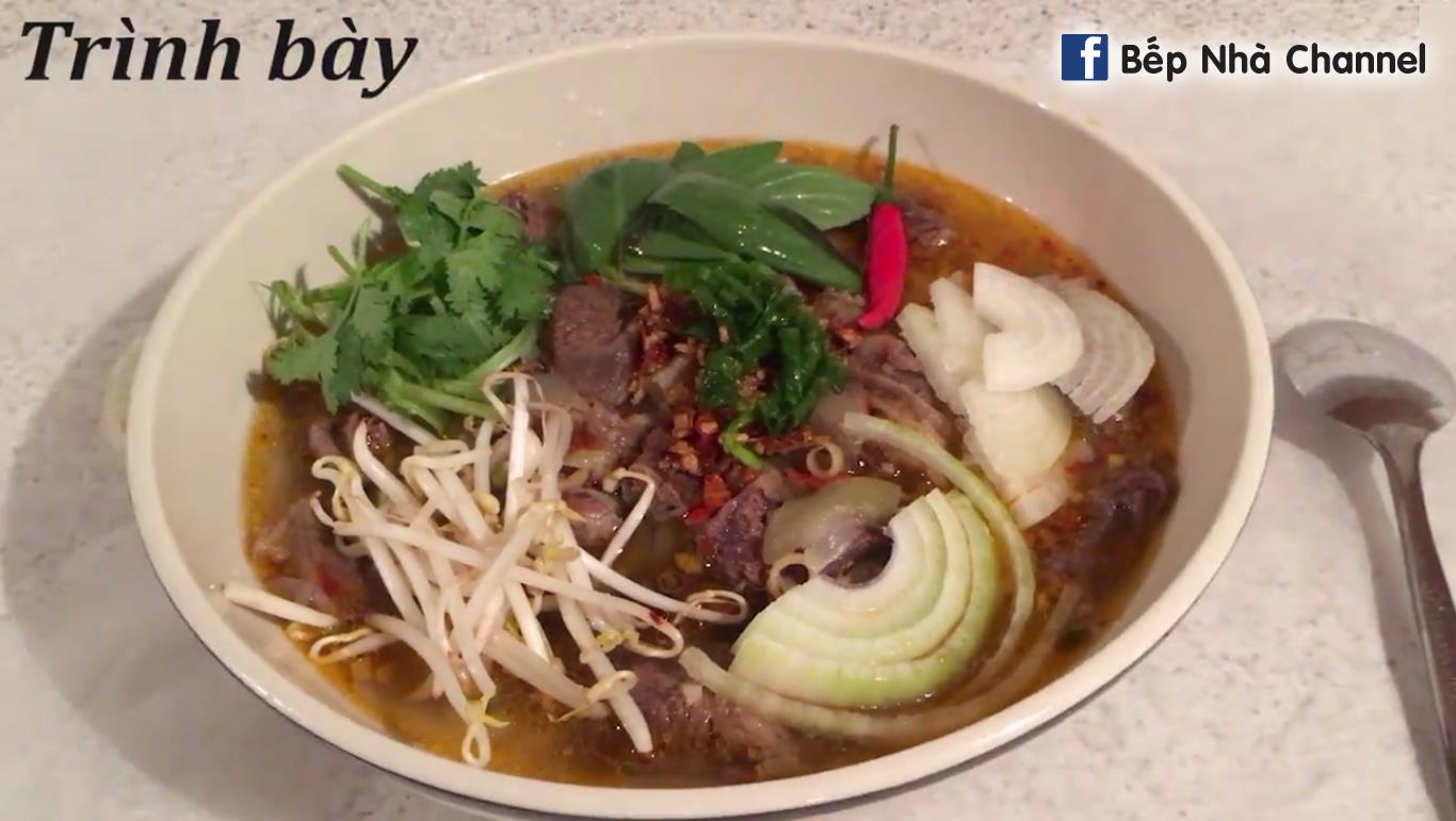 Mê mẩn bún bò Huế và mứt cam dẻo nhìn thôi cũng đủ chảy nước miếng - Ảnh 6.