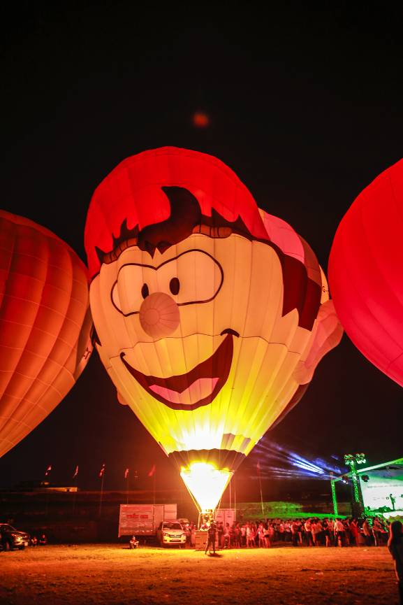 Mãn nhãn với Khinh khí cầu rực sáng trong đêm “Night Glow” tại Festival Huế - Ảnh 5.