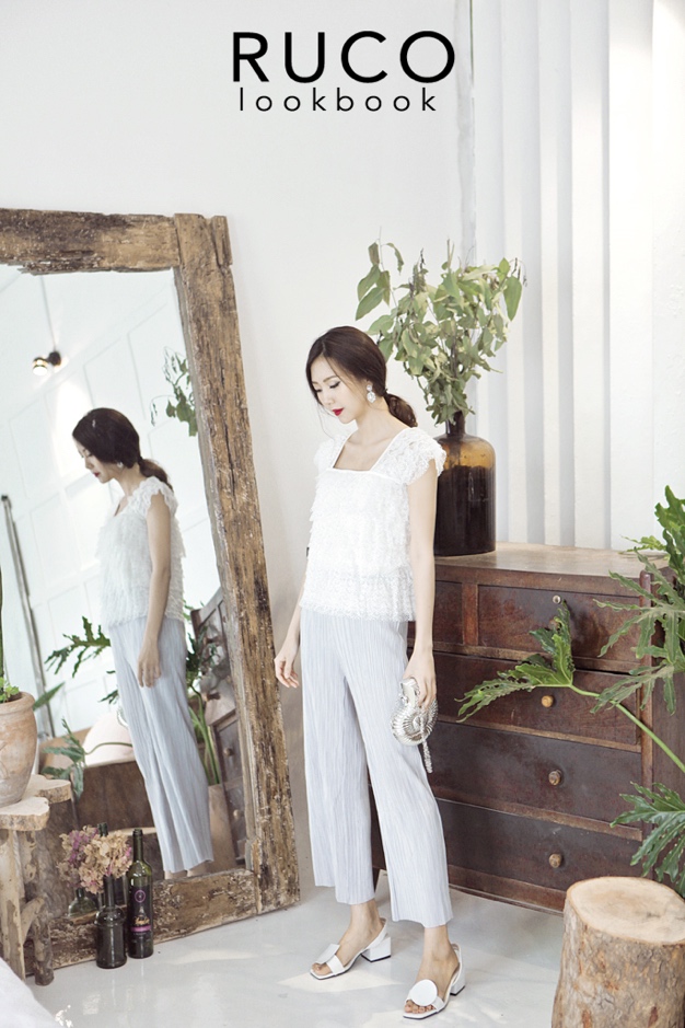 Hot item phải có trong hè: áo trễ vai, váy ren và trang phục đơn sắc - Ảnh 5.