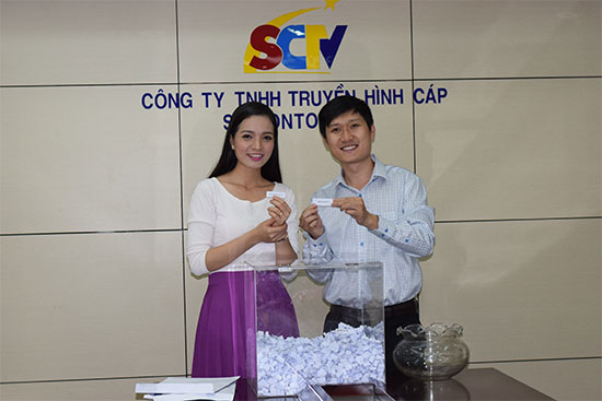 SCTV9 đã tìm ra 2 vị khán giả may mắn đầu tiên dự sinh nhật TVB - Ảnh 1.