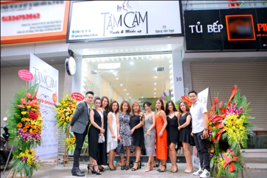 Thanh Vân Hugo và dàn MC của VTV rạng rỡ dự khai trương Tấm Cám Nails&Make up - Ảnh 16.