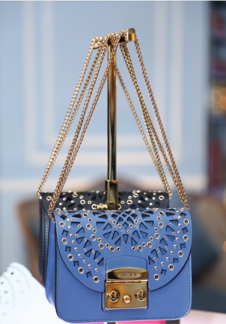 Lan Khu&ecirc;, H&agrave; Anh rạng rỡ trong buổi giới thiệu BST Furla Thu Đ&ocirc;ng 2016 - Ảnh 2.