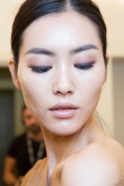 Xu hướng makeup mới cho mùa Thu Đông: Natural nude makeup - Ảnh 2.