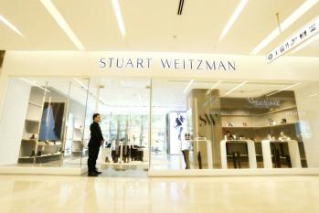 Stuart Weitzman - Thương hiệu giày yêu thích của Gigi Hadid ra mắt tại Việt Nam - Ảnh 16.