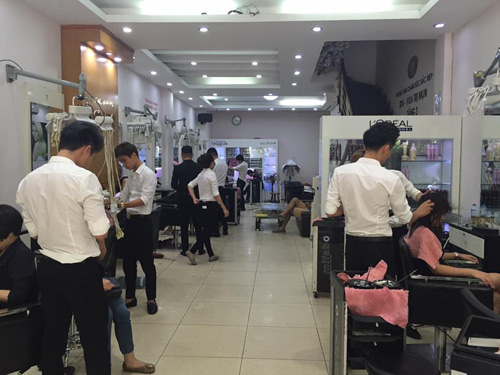 MÙA ĐÔNG  TOP 15 Tiệm cắt tóc nam đẹp ở Hà Nội HOT nhất năm 2023