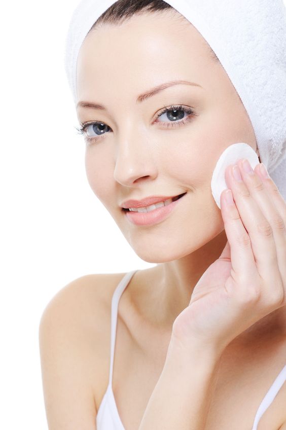 5 bước trang điểm nền si&ecirc;u mượt m&agrave; đơn giản cho c&aacute;c n&agrave;ng da dầu v&agrave; da hỗn hợp - Ảnh 2.