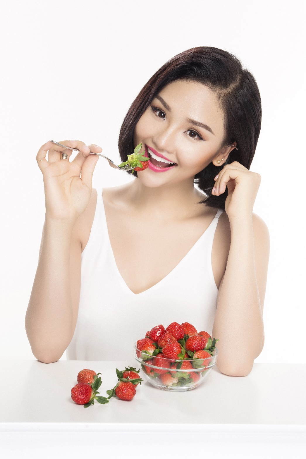 Trẻ đẹp c&ugrave;ng D&acirc;u T&acirc;y H&agrave;n Quốc tại LOTTE Mart - Ảnh 1.