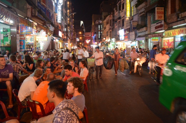 24h sống ngẫu hứng như một người S&agrave;i G&ograve;n - Ảnh 11.