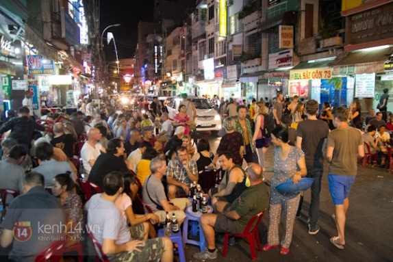 24h sống ngẫu hứng như một người S&agrave;i G&ograve;n - Ảnh 12.