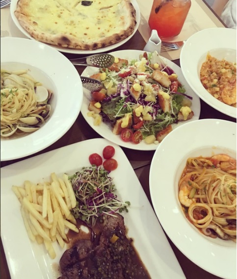 Pizza nướng củi truyền thống v&agrave; những m&oacute;n ăn đậm chất &Acirc;u &ndash; &Yacute; m&agrave; bạn nhất định phải thử - Ảnh 4.