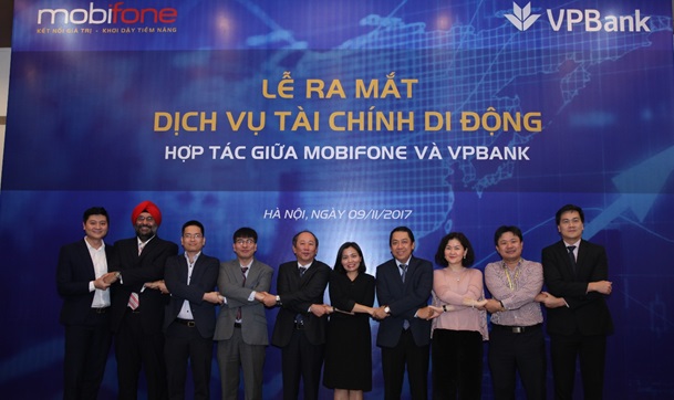 VPBank bắt tay với MobiFone ra mắt sản phẩm tài chính di động