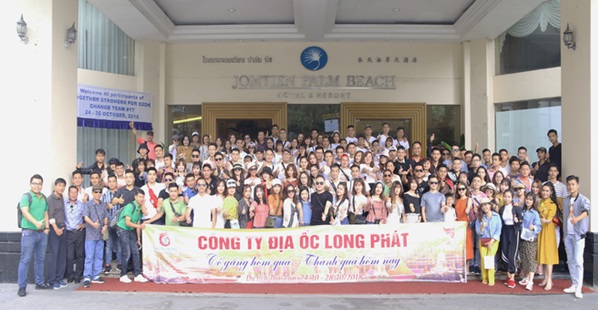 Địa ốc Long Phát du ngoạn Thái Lan với hơn 200 nhân viên