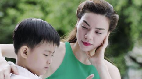 Clip Tết ý nghĩa của Hà Hồ, Sơn Tùng, Tóc Tiên, Chi Pu khiến fan thích thú - Ảnh 2.