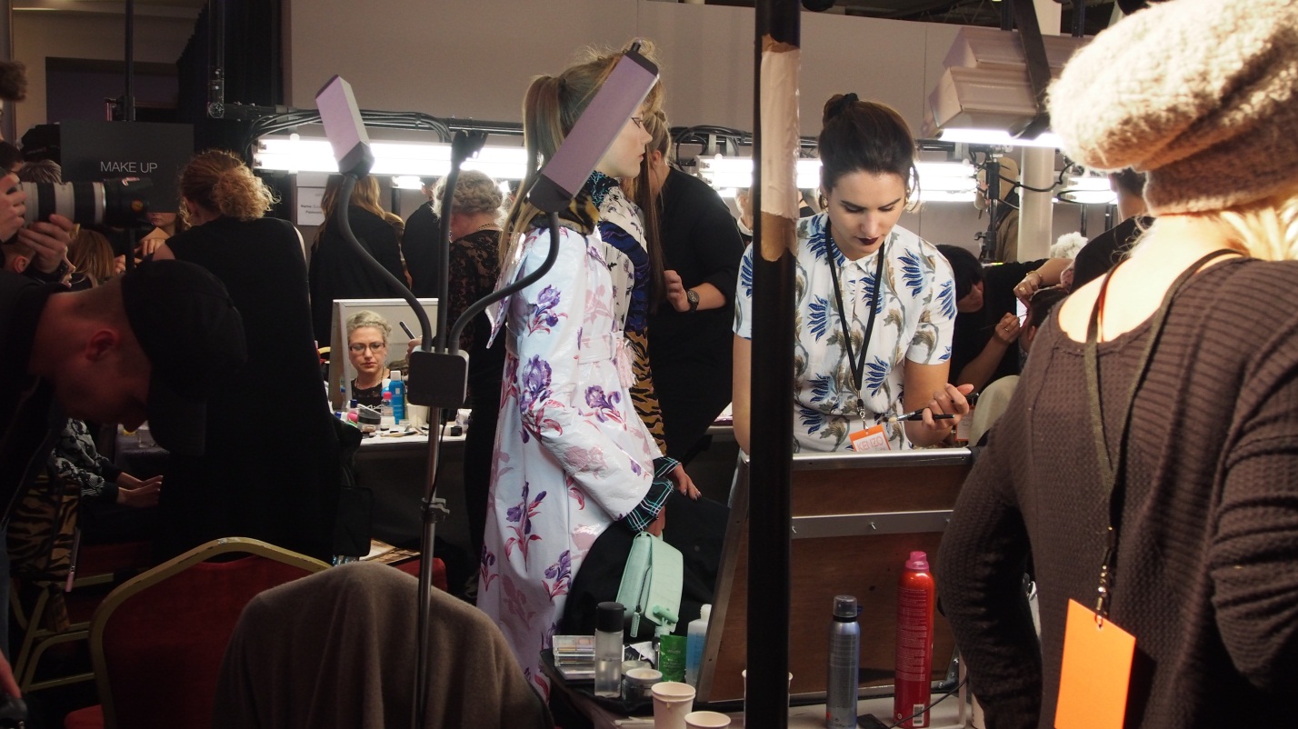 Quán quân Vì thời trang là chính tôi: Paris Fashion Week là bước ngoặt đổi đời - Ảnh 4.