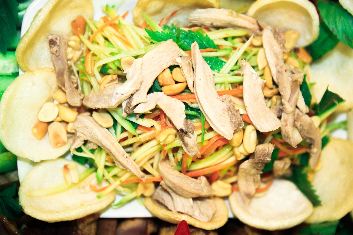 Lẩu mẹt siêu khủng với chi phí cực kì hạt dẻ - Ảnh 4.