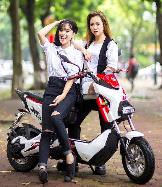 Quá ấn tượng với chiếc xe điện di chuyển tới 100km trên lần sạc - Ảnh 5.