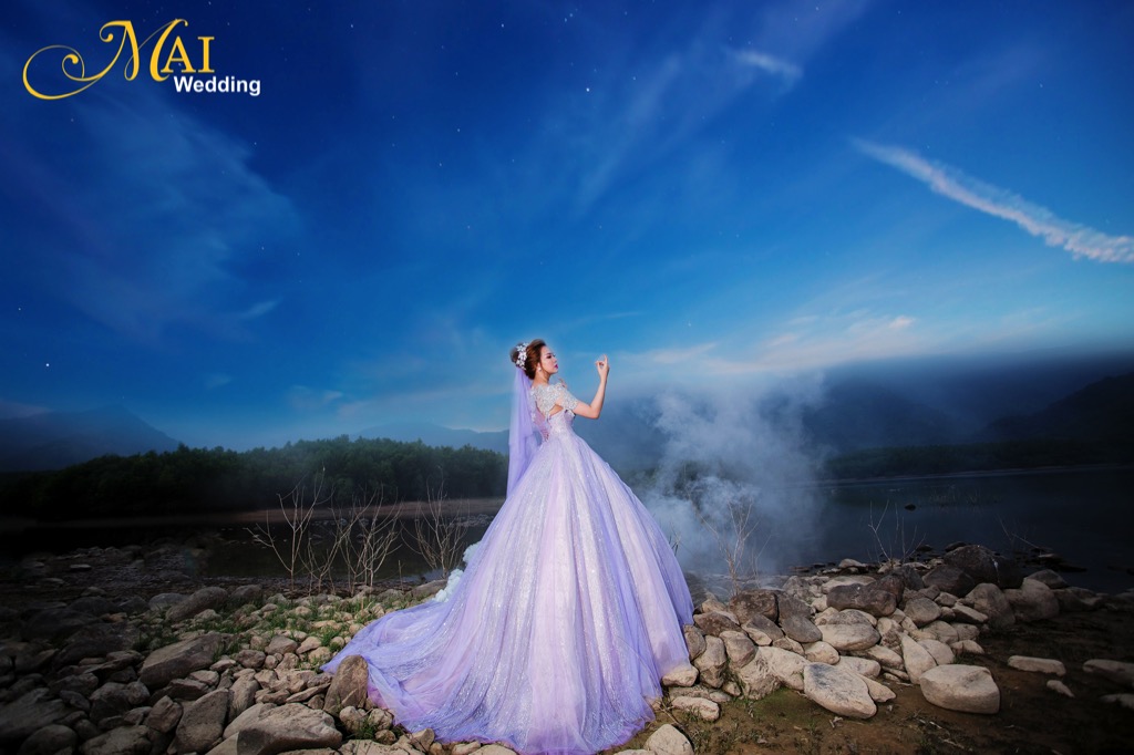 Cho&aacute;ng ngợp với v&aacute;y cưới si&ecirc;u đẹp của MaiWedding - Ảnh 15.